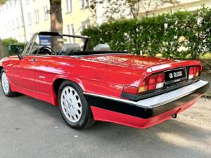 Afbeelding 8/20 van Alfa Romeo 2.0 Spider (1988)