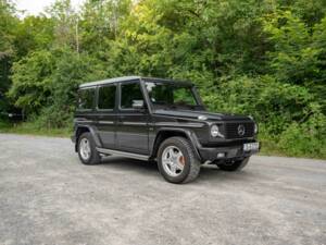 Immagine 9/99 di Mercedes-Benz G 55 AMG (LWB) (2002)