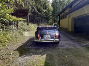 Image 8/64 of Jaguar XK 150 3.8 SE DHC (1960)