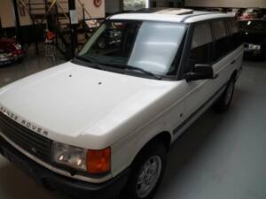 Immagine 41/50 di Land Rover Range Rover 4.0 SE (1997)