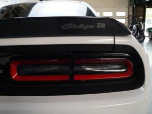 Image 22/70 of Dodge Challenger R&#x2F;T Scat Pack (2020)