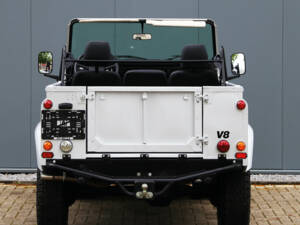 Image 34/49 de Land Rover Defender 90 (1990)