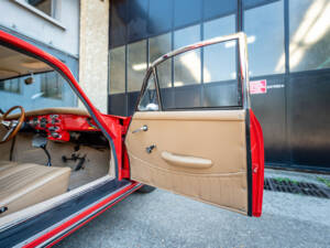 Immagine 26/42 di Porsche 356 C 1600 (1965)