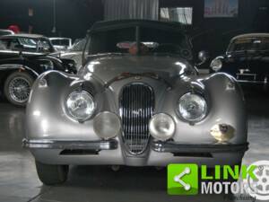 Image 2/10 of Jaguar XK 120 SE OTS (1954)