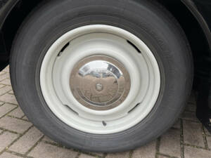 Image 10/22 of Peugeot 203 (1952)