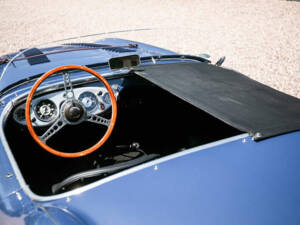 Image 24/50 of Austin-Healey 100&#x2F;4 (BN1) (1953)