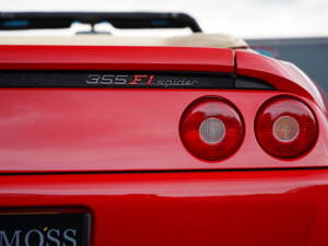Image 50/50 of Ferrari F 355 Spider (1999)
