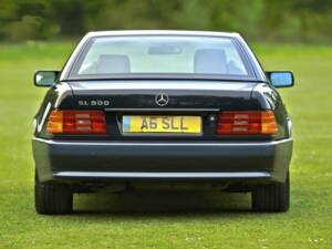 Image 24/50 of Mercedes-Benz SL 500 (1995)