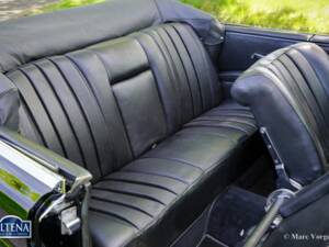 Image 30/52 de Mercedes-Benz 220 SE b (1963)