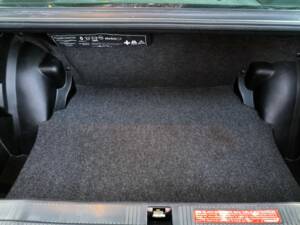 Image 43/78 de Mercedes-Benz 190 E 1.8 (1992)