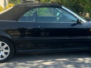 Image 5/10 de Audi Cabriolet 1.9 TDI (1998)