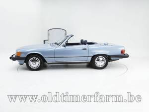 Image 8/15 of Mercedes-Benz 560 SL (1986)