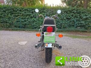 Imagen 5/10 de Moto Guzzi DUMMY (1992)