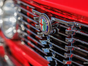 Image 22/43 of Alfa Romeo 2000 GT Veloce (1972)