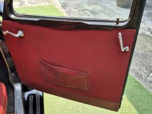 Image 32/47 of FIAT 1100 E (1952)
