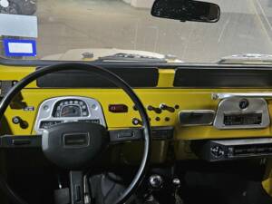 Image 5/5 of Toyota Land Cruiser FJ 43 (1981)