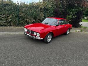 Image 10/11 of Alfa Romeo 2000 Spider Veloce (1974)