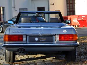 Image 7/36 of Mercedes-Benz 300 SL (1987)