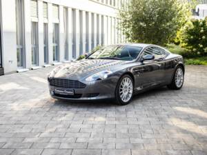 Imagen 47/50 de Aston Martin DB 9 (2006)