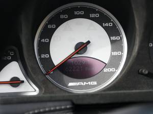Image 11/18 of Mercedes-Benz SL 55 AMG (2005)
