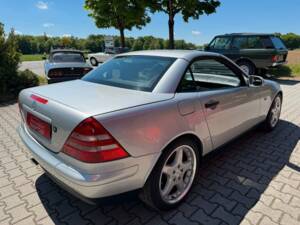 Image 5/16 of Mercedes-Benz SLK 230 Kompressor (1998)