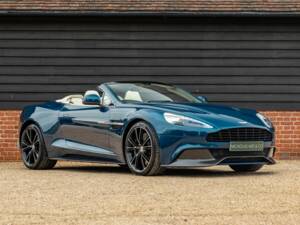 Image 1/50 de Aston Martin Vanquish Volante (2014)