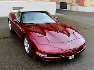 Image 14/50 of Chevrolet Corvette (2004)