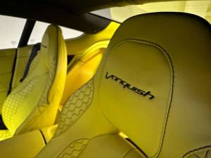 Image 25/30 of Aston Martin Vanquish (2015)