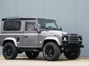 Bild 8/37 von Land Rover Defender 90 (1991)