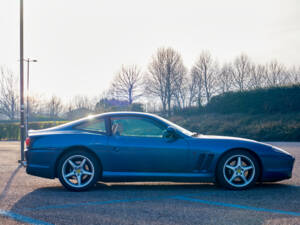 Image 24/72 of Ferrari 550 Maranello (2000)