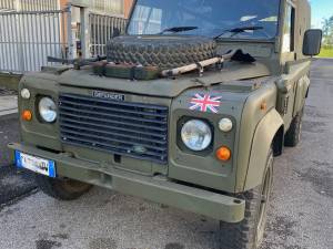 Image 4/50 of Land Rover 110 (1989)