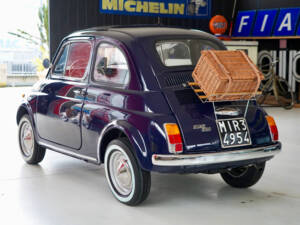 Image 7/33 de FIAT 500 F (1972)