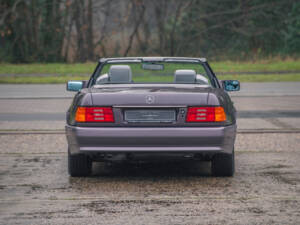 Image 8/31 of Mercedes-Benz 500 SL (1992)