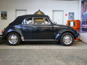 Immagine 32/34 di Volkswagen Kever 1303 LS (1974)