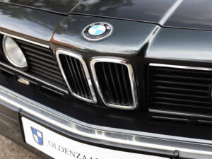 Image 71/99 of BMW M 635 CSi (1988)