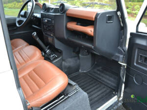 Image 20/50 of Land Rover Defender 90 TD4 (2008)