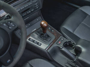 Imagen 10/78 de BMW 330Ci (2002)