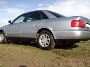 Image 4/29 of Audi A6 2.6 (1996)