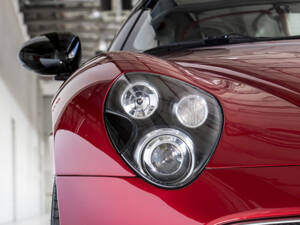 Image 4/9 of Alfa Romeo 8C Spider (2011)