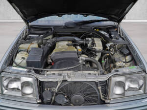 Image 19/24 de Mercedes-Benz E 220 (1996)