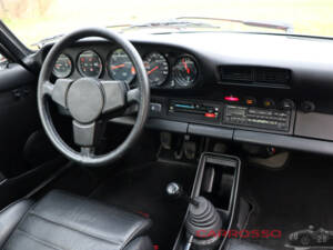 Image 8/50 of Porsche 911 SC 3.0 (1982)