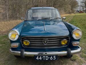 Image 5/62 de Peugeot 404 Diesel (1972)