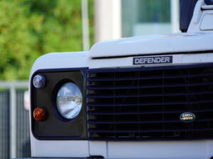 Image 43/45 de Land Rover Defender 90 (1996)