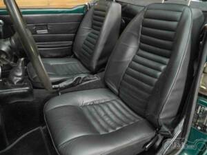 Image 17/19 of Triumph TR 6 (1974)
