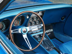 Bild 8/50 von Chevrolet Corvette Stingray (1968)