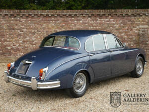 Image 32/50 of Jaguar Mk II 3.4 (1966)