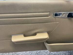 Bild 11/17 von Mercedes-Benz 280 SL (1983)