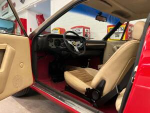 Bild 7/20 von Ferrari Dino 308 GT4 (1977)