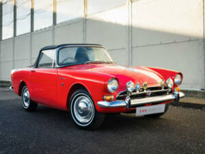 Immagine 1/36 di Sunbeam Alpine Mk V (1966)