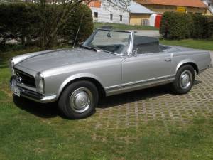 Image 4/41 of Mercedes-Benz 230 SL (1966)